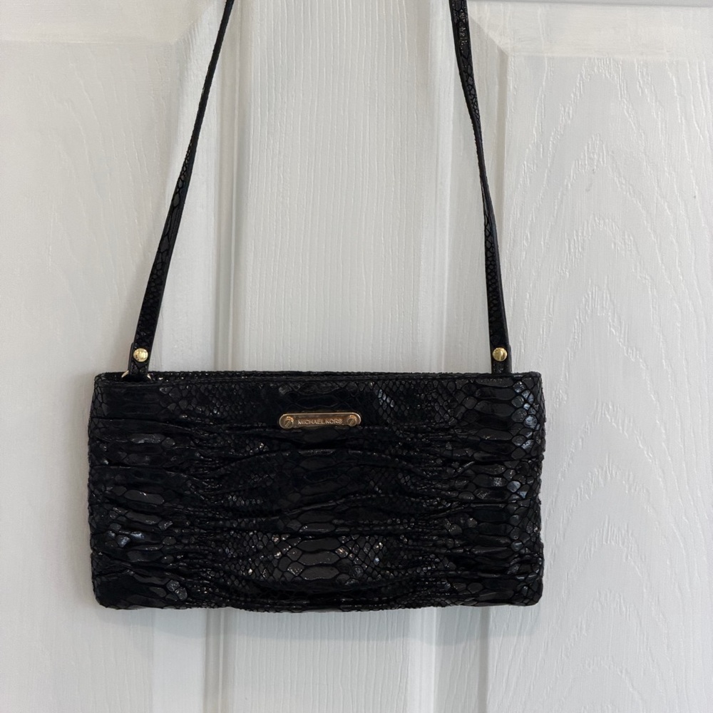 MICHAEL Michael Kors Black Patent Croc-Embossed Crossbody Bag
